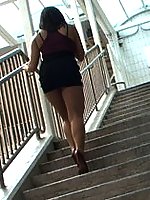 Amateur mature in sexy pantyhose voyeur pics